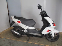 Peugeot - bromscooter - speedfight 4 4t - scooter - afbeelding 8 van  11