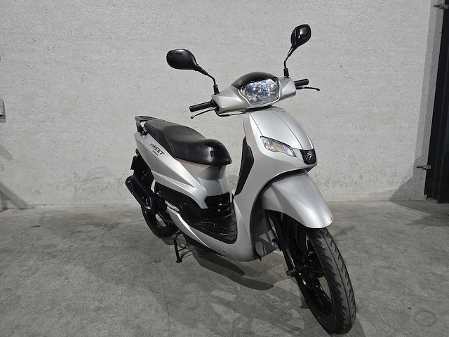 Peugeot - bromscooter - tweet evo - 4t 45km uitvoering dxp52k - afbeelding 4 van  7