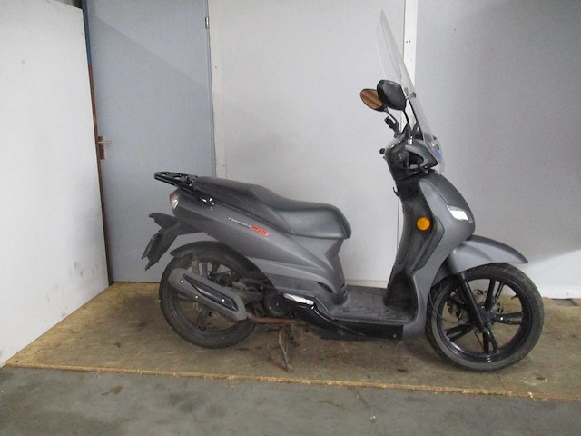 Peugeot - bromscooter - tweet rs - scooter - afbeelding 8 van  11