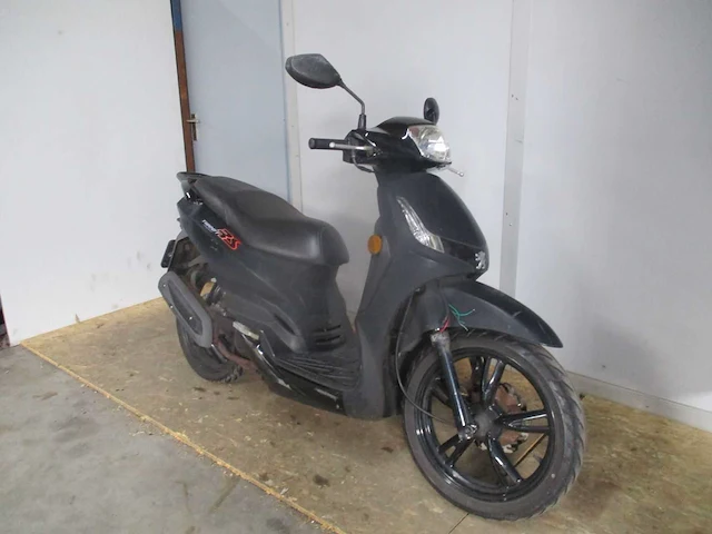 Peugeot - bromscooter - tweet rs - scooter - afbeelding 7 van  11