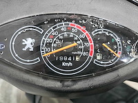Peugeot - bromscooter - v-clic - 4t 45km uitvoering d374pk - afbeelding 7 van  7