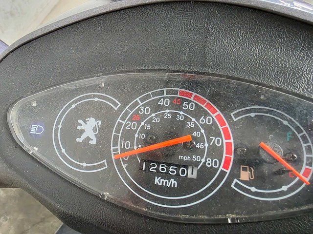 Peugeot - bromscooter - v-clic - 4t 45km uitvoering dbb86s - afbeelding 5 van  5