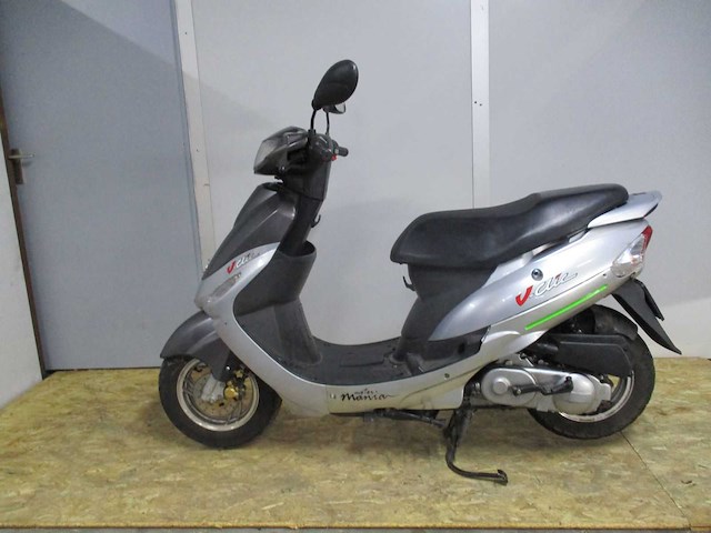 Peugeot - bromscooter - v-clic - scooter - afbeelding 1 van  10