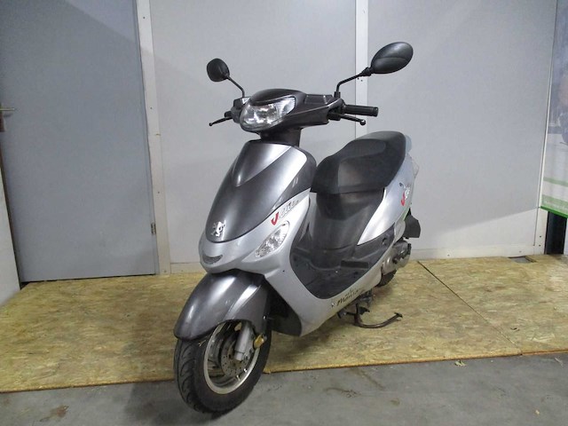 Peugeot - bromscooter - v-clic - scooter - afbeelding 3 van  10