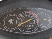 Peugeot - bromscooter - v-clic - scooter - afbeelding 2 van  9