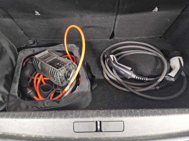 Peugeot - e-208 - ev allure 50 kwh - automaat- personenauto - afbeelding 11 van  19