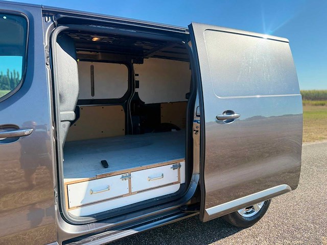 Peugeot - expert - 2.0 bluehdi 180 business - v-764-bj - bedrijfswagen - afbeelding 18 van  18