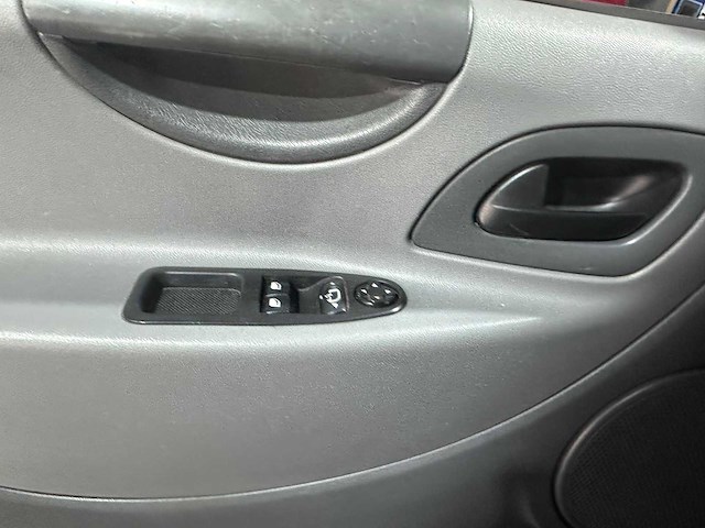 Peugeot - expert tepee - 2.0 xr l2 8p - 30-gzl-6- 2008 - afbeelding 2 van  8