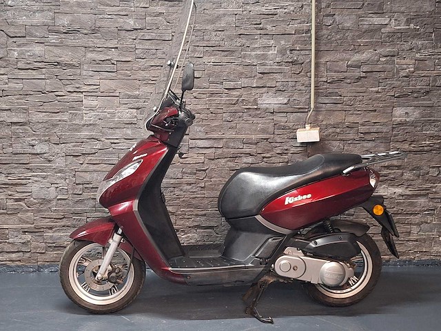 Peugeot - kisbee - 25km snorscooter - peugeot kisbee 25km snorscooter 4-takt - afbeelding 1 van  7