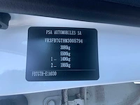 Peugeot - landtrek pickup benzine - bedrijfswagen - afbeelding 18 van  27