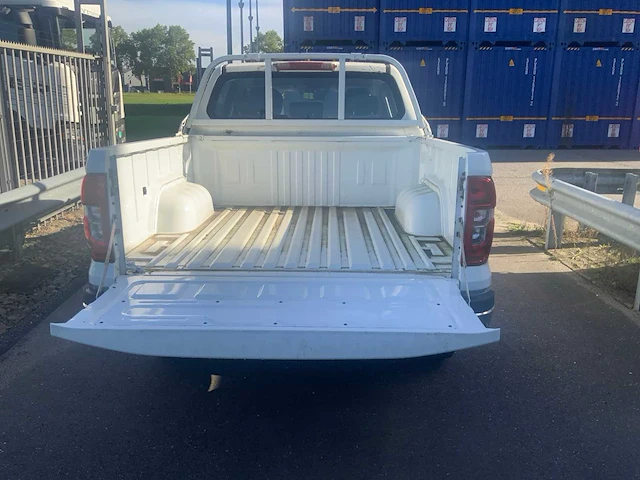 Peugeot - landtrek pickup benzine - bedrijfswagen - afbeelding 26 van  27