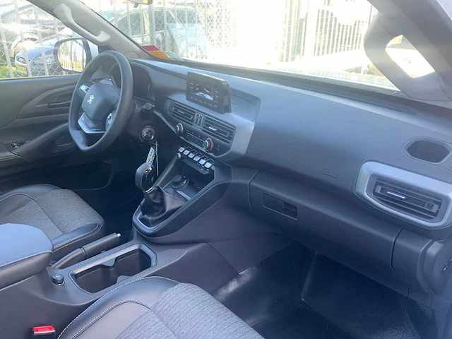Peugeot - landtrek pickup benzine - bedrijfswagen - afbeelding 6 van  27