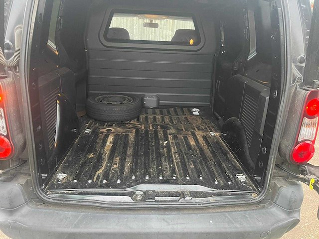 Peugeot - partner - 120 1.6 bluehdi l1xr - v-389-dh - afbeelding 10 van  12