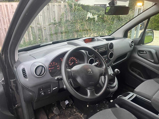 Peugeot - partner - 120 1.6 bluehdi l1xr - v-389-dh - afbeelding 12 van  12