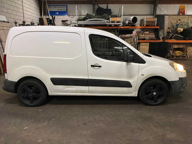 Peugeot - partner - 120 1.6 hdi l1xr pr+ - bedrijfswagen - afbeelding 11 van  16
