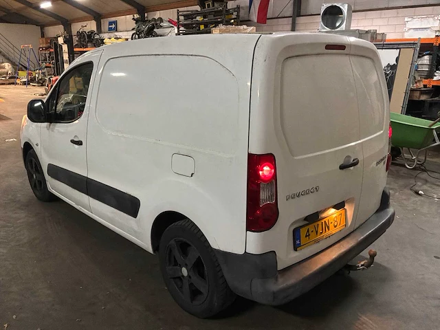 Peugeot - partner - 120 1.6 hdi l1xr pr+ - bedrijfswagen - afbeelding 13 van  16