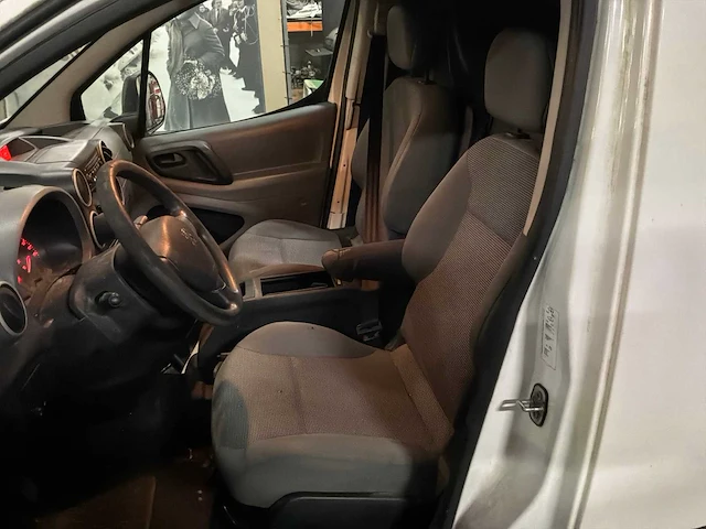 Peugeot - partner - 120 1.6 hdi l1xr pr+ - bedrijfswagen - afbeelding 16 van  16
