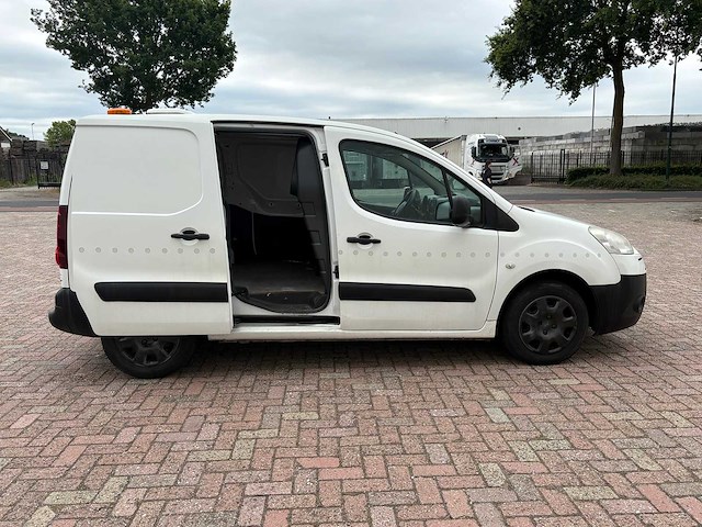Peugeot - partner - 120 1.6ehdi l1xt pr+ - van - afbeelding 13 van  15