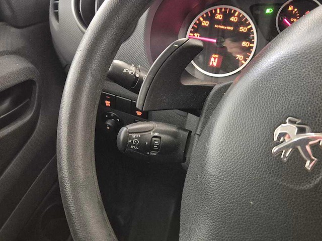 Peugeot - partner - 122 1.6ehdi l1xt pr+ - automaat - bedrijfswagen - afbeelding 4 van  13
