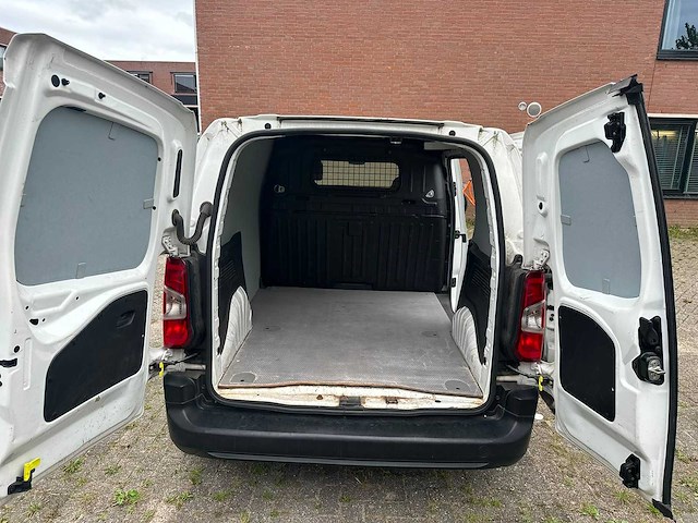 Peugeot - partner - 1.5 bluehdi premium - bedrijfswagen - afbeelding 19 van  19