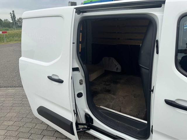 Peugeot - partner - 1.5 bluehdi premium - bedrijfswagen - afbeelding 16 van  17