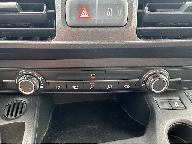 Peugeot - partner - 1.5 bluehdi premium - bedrijfswagen - afbeelding 12 van  21