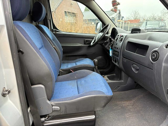 Peugeot - partner - 170c 1.9 d avantage - bedrijfswagen - afbeelding 2 van  24