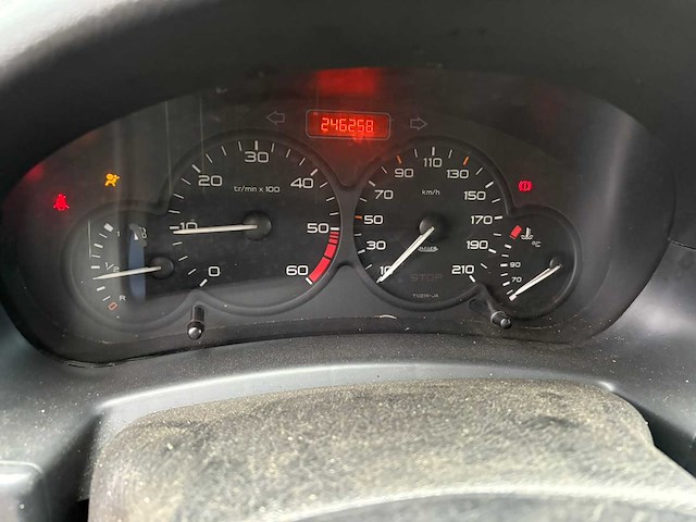 Peugeot - partner - 170c 1.9 d avantage - bedrijfswagen - afbeelding 9 van  24