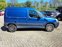 Peugeot - partner - 170c 2.0 hdi avant. - bedrijfswagen - afbeelding 4 van  4