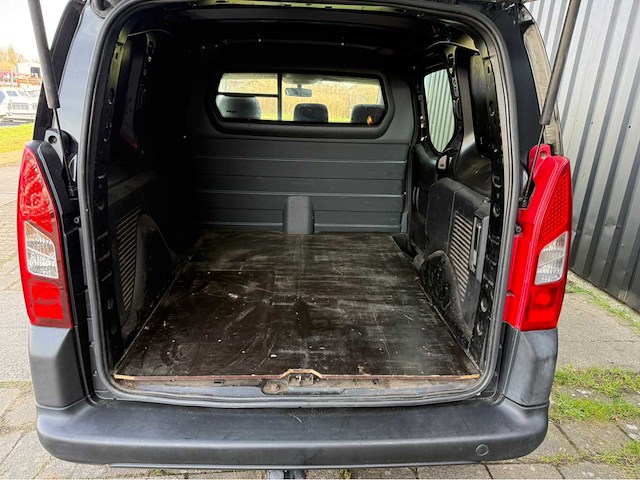 Peugeot - partner - automaat - bedrijfswagen - 2012 - afbeelding 2 van  26