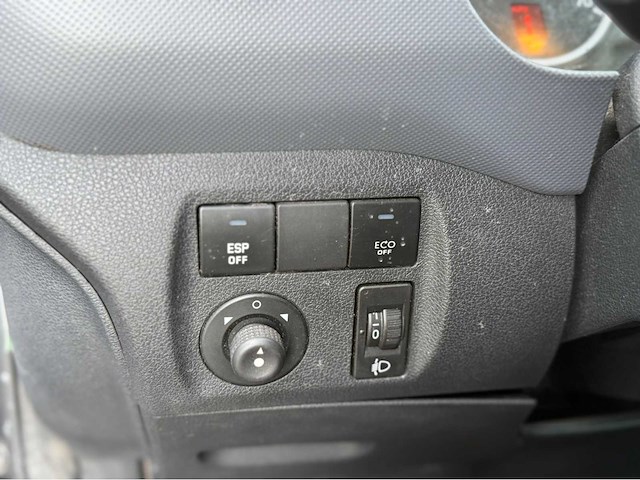 Peugeot - partner - automaat - bedrijfswagen - 2012 - afbeelding 19 van  26