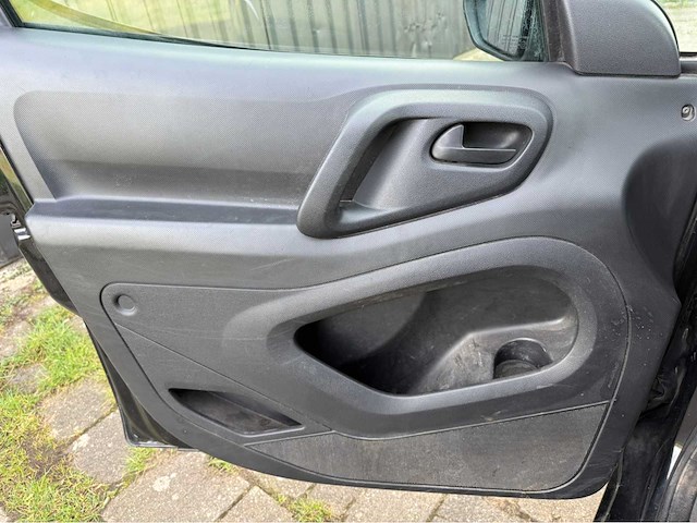 Peugeot - partner - automaat - bedrijfswagen - 2012 - afbeelding 5 van  6