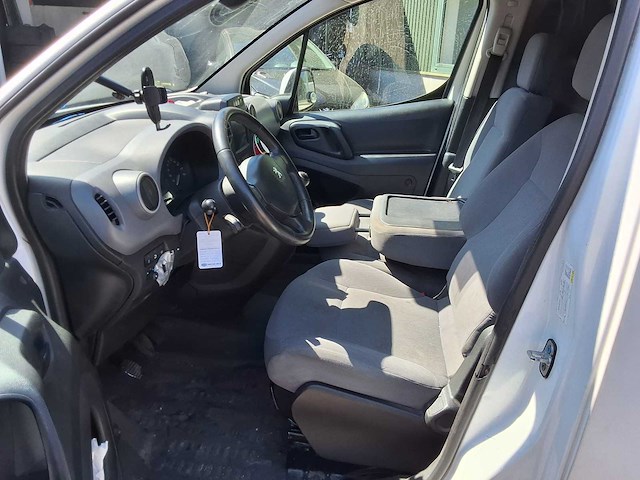Peugeot - partner - bedrijfswagen - afbeelding 3 van  19