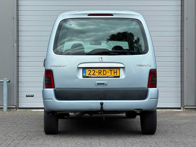 Peugeot - partner mpv - 1.6-16v xt - 2005 - 22-rd-th - personenauto - afbeelding 11 van  13