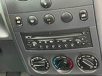 Peugeot - partner mpv - 1.6-16v xt - 2005 - 22-rd-th - personenauto - afbeelding 4 van  14