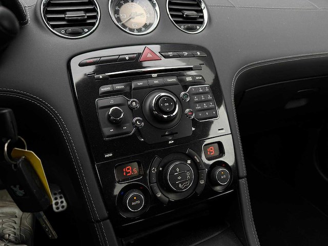 Peugeot - rcz - 1.6 thp - car - 2013|18-zsz-7|iaw - afbeelding 8 van  26