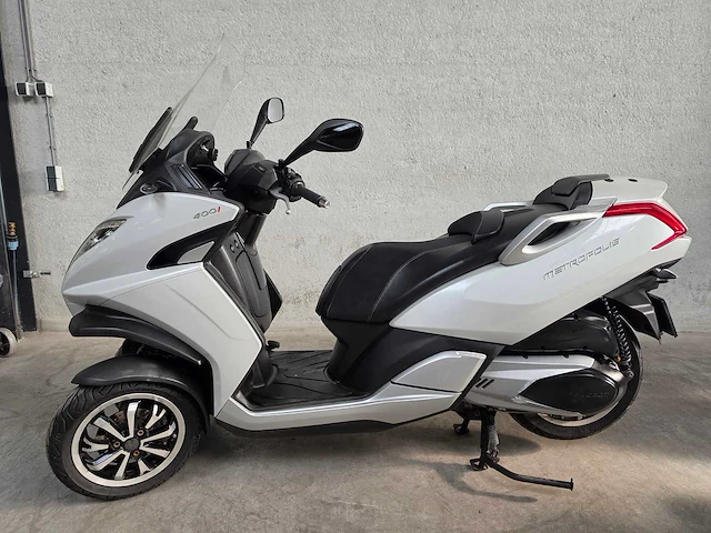 Peugeot - scooter - metropolis 400cc - autorijbewijs nn471n - afbeelding 1 van  7