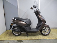 Peugeot - snorscooter - kisbee 4t - scooter - afbeelding 8 van  11