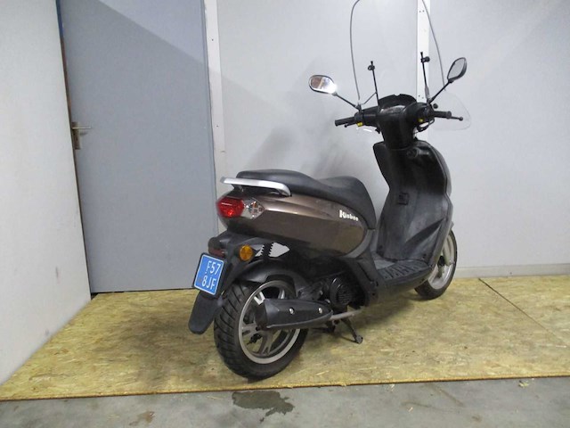 Peugeot - snorscooter - kisbee 4t - scooter - afbeelding 9 van  11
