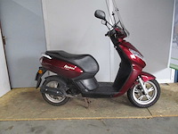 Peugeot - snorscooter - kisbee 4t - scooter - afbeelding 8 van  11