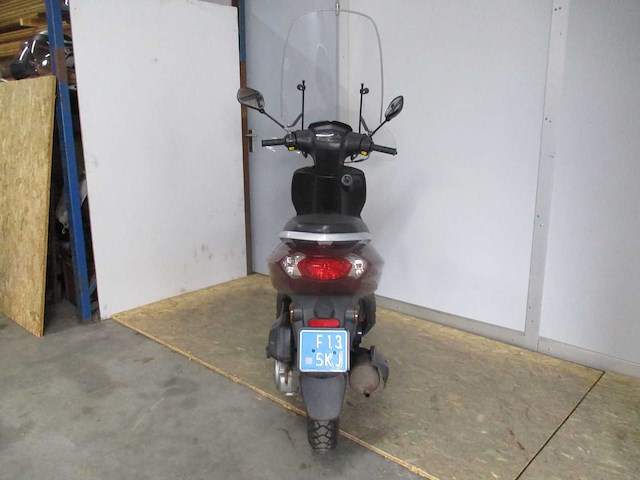 Peugeot - snorscooter - kisbee 4t - scooter - afbeelding 10 van  11