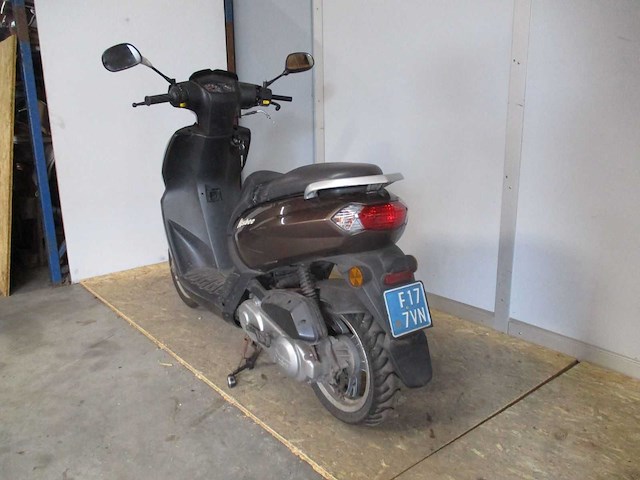 Peugeot - snorscooter - kisbee 4t - scooter - afbeelding 2 van  11