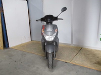 Peugeot - snorscooter - kisbee rs injectie - scooter