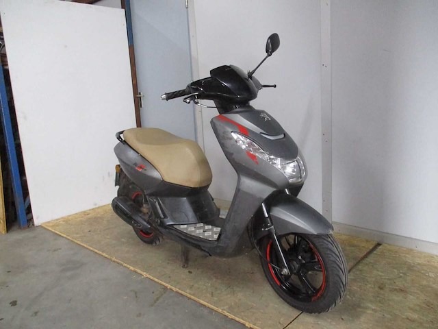 Peugeot - snorscooter - kisbee rs injectie - scooter - afbeelding 3 van  5