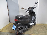 Peugeot - snorscooter - kisbee rs injectie 4t - scooter - afbeelding 4 van  5