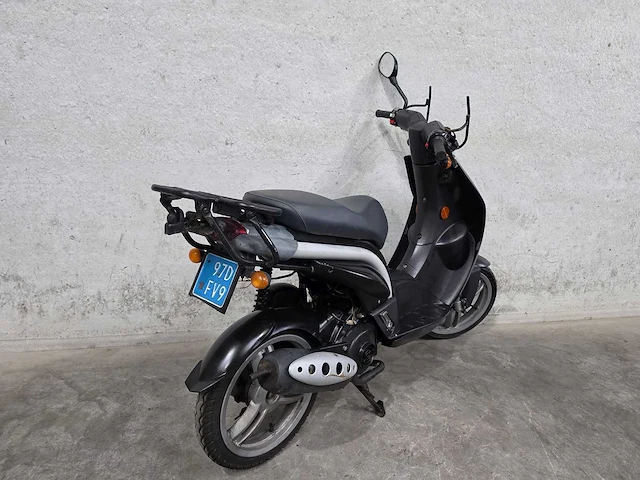 Peugeot - snorscooter - ludix one - 2t 25km uitvoering 97dfv9 - afbeelding 6 van  7
