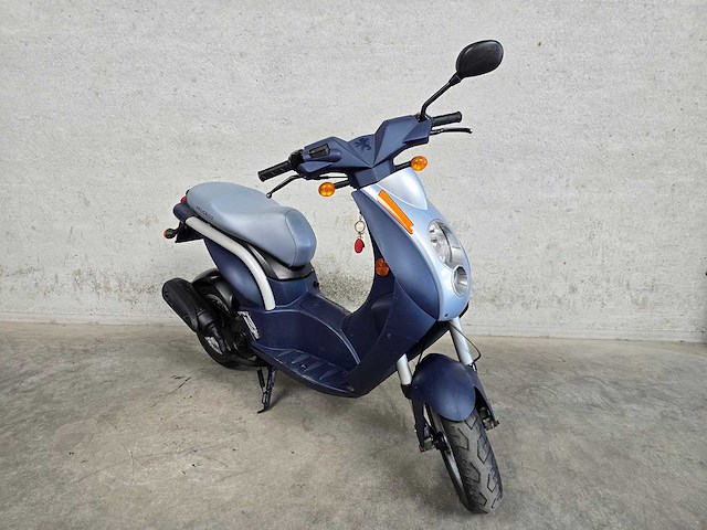 Peugeot - snorscooter - ludix one - 2t 25km uitvoering fb810v - afbeelding 1 van  1