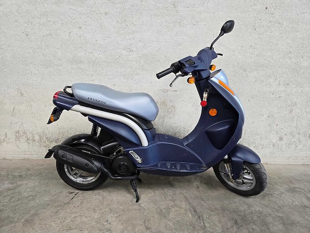 Peugeot - snorscooter - ludix one - 2t 25km uitvoering fb810v - afbeelding 1 van  5