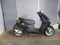 Peugeot - snorscooter - new viva city - scooter - afbeelding 8 van  11