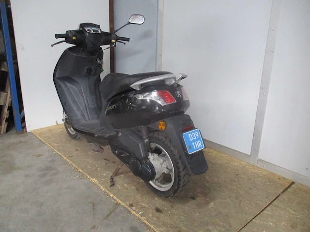 Peugeot - snorscooter - new viva city 2 takt!! - scooter - afbeelding 2 van  11